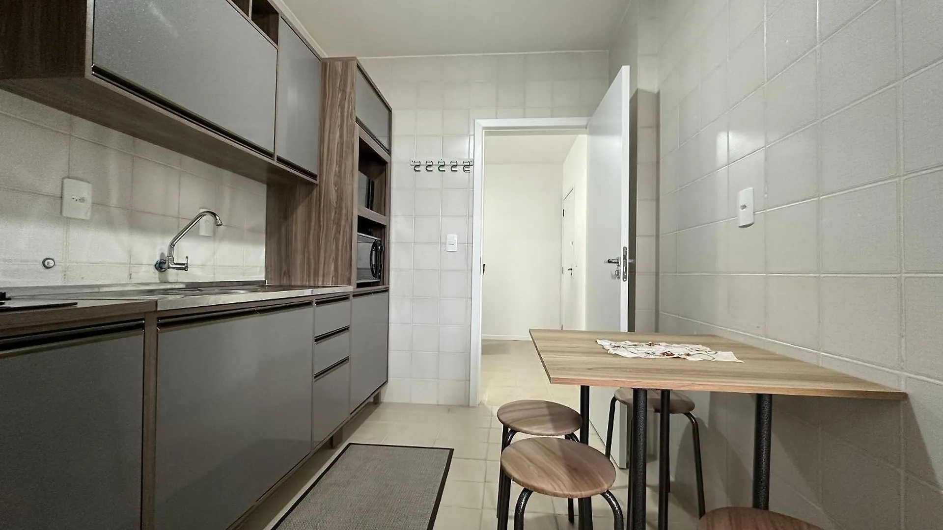Ms04- Suite +1 | Ao Lado Shop Atlantico| Garagem Balneário Camboriú Apartamento