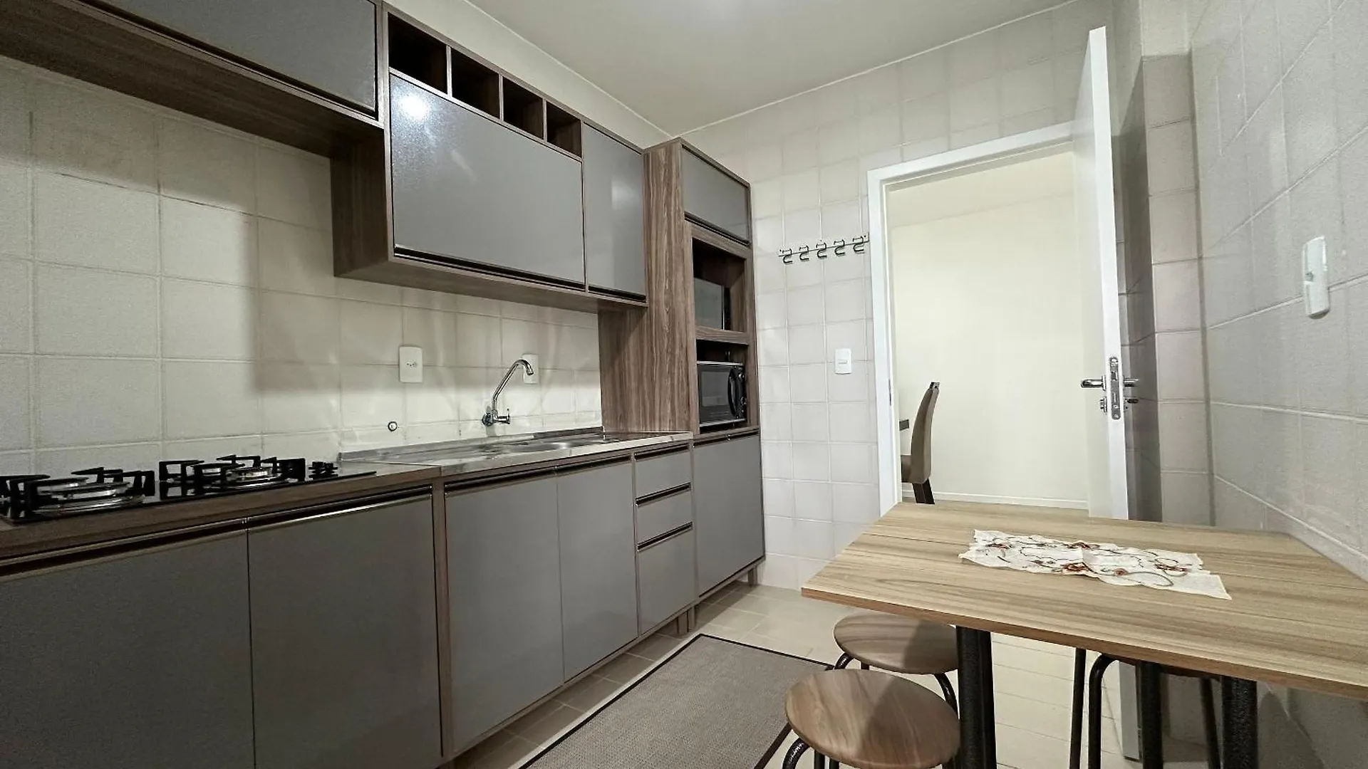 Apartamento Ms04- Suite +1 | Ao Lado Shop Atlantico| Garagem Balneário Camboriú Brasil